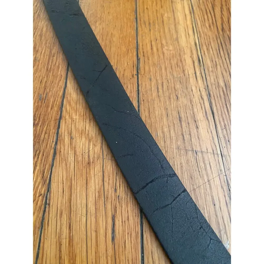OLD NAVY Distressed Black Leather Belt Womens sz 32 (Runs small)